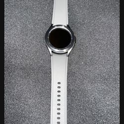 Samsung - Galaxy Watch4 Classic Stainless Steel Smartwatch 42mm BT - Black  for Sale in Huntington Park, CA - OfferUp