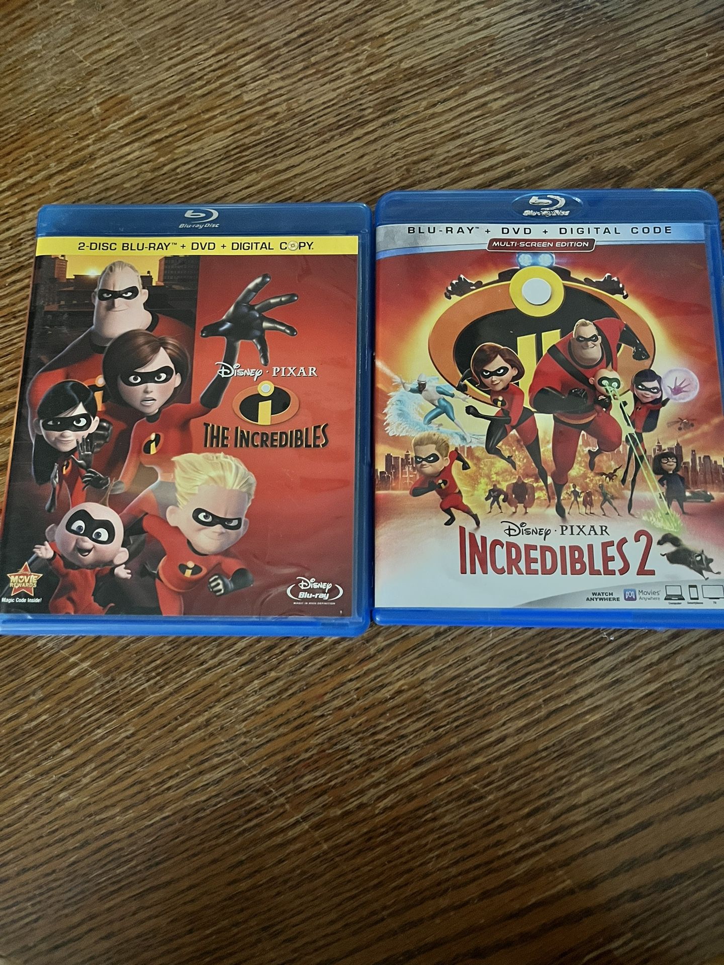 Disney Incredibles 1 & 2 Blu Ray