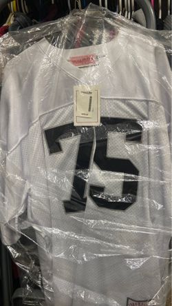 Howie Long size 52