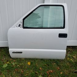 Chevy S10  Pickup Drivers Door (98-05)