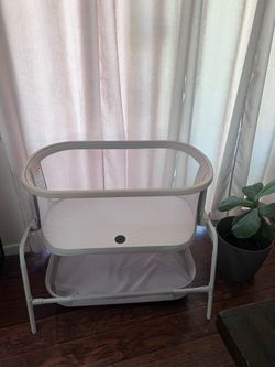 Mxicosi bassinet/ mini crib