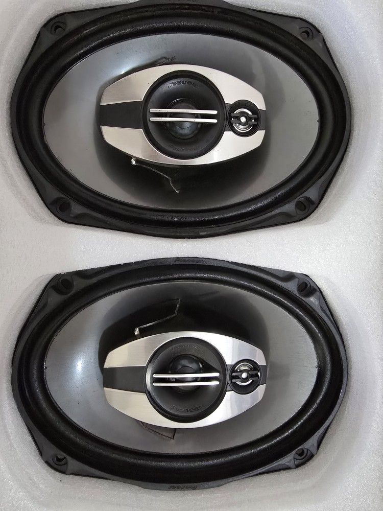 Pioneer TS-A6973R Speaker Pair $50