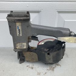 Paslode Roofing Nail Gun Model 3175/44 RC
