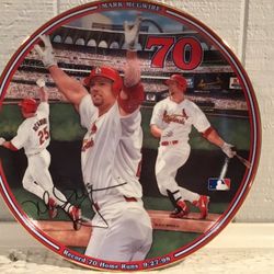 Mark McGwire Collectors Plate Celebrating Record Of 70 Home runs 