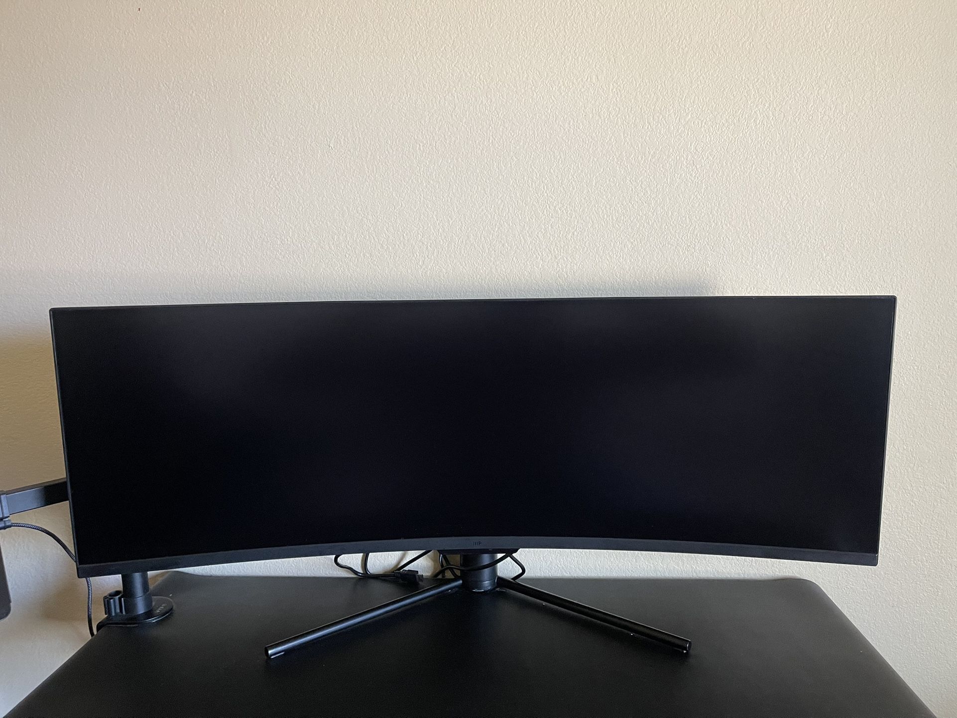 Monoprice 43” Curved 120Hz HDR Monitor - Great Condition!