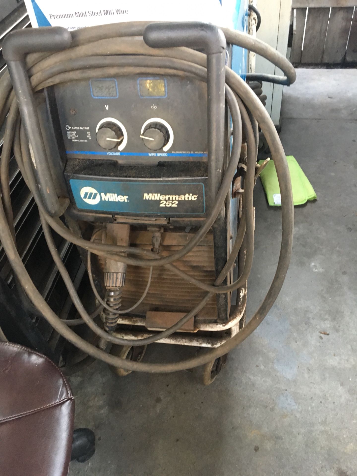 Miller Millermatic 252 MIG Welder