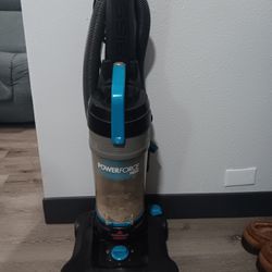 Bissell Powerforce Helix Vaccum