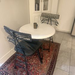 Metal chairs And Table Dining Set 