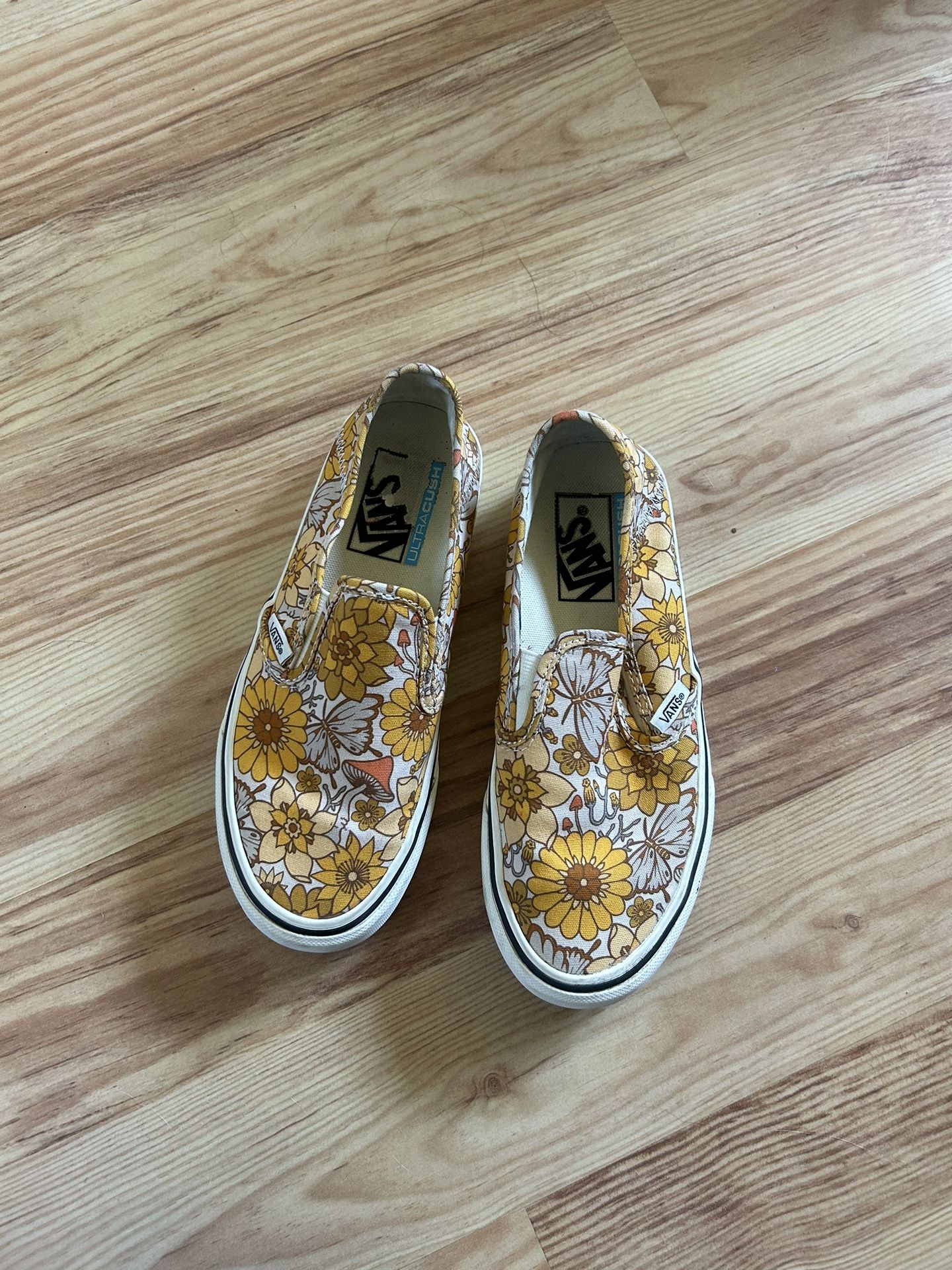 Vans Slip On Shoes Size W5, M3.5