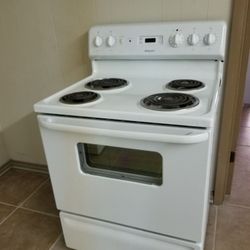 Stove electric fully working 1 year warranty