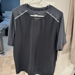 Men’s Nike workout clothes