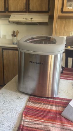 Frigidaire counter top ice maker