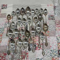Silverware 26 pieces ply spoons