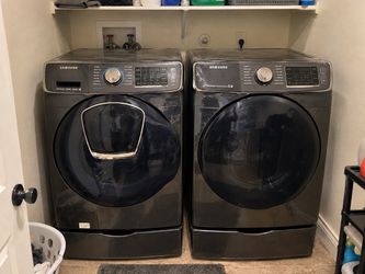 Samsung Front-Load Washer and Dryer Set