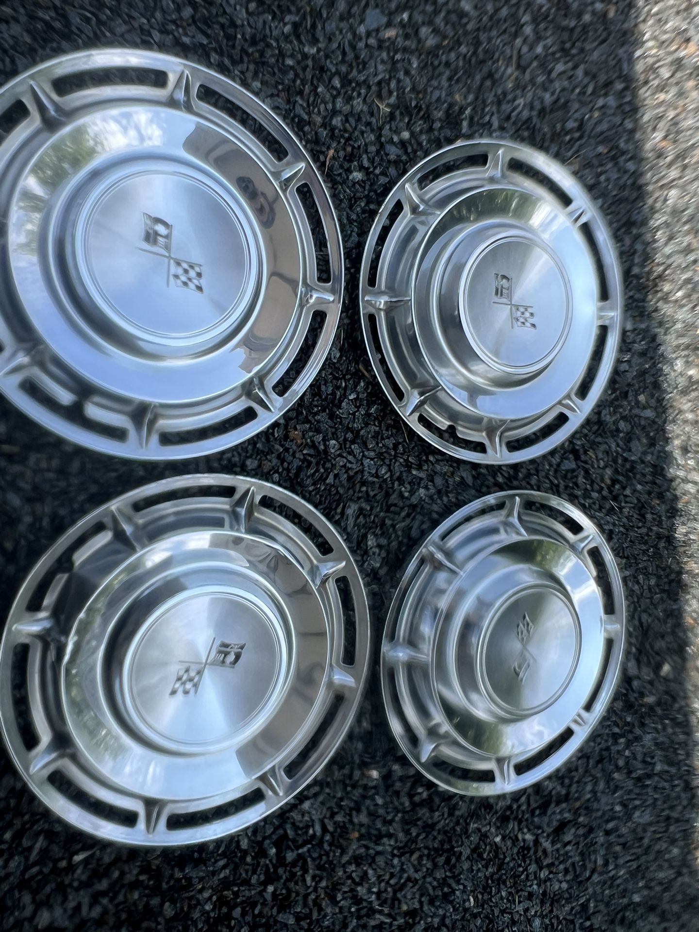 1960 Chevy Impala Hubcaps