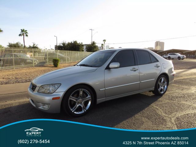 2002 Lexus IS