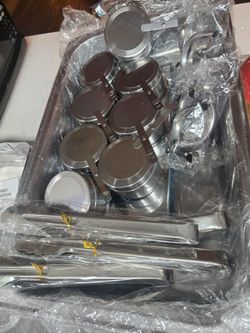 Chafing Dish Set of 4  (NEW )