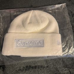 Supreme Box Logo Beanies