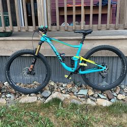 Giant Anthem Mountain Bike 