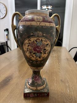 Vintage Oriental Accent Porcelain Urn Vase