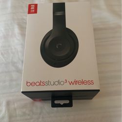 New Beats studio 3 Wireless Headphones 