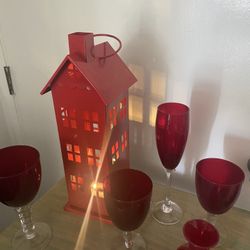 Holiday   Glasses / Christmas House  (batteries   Included)t