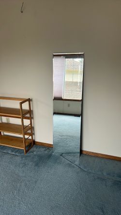 Wall mirror