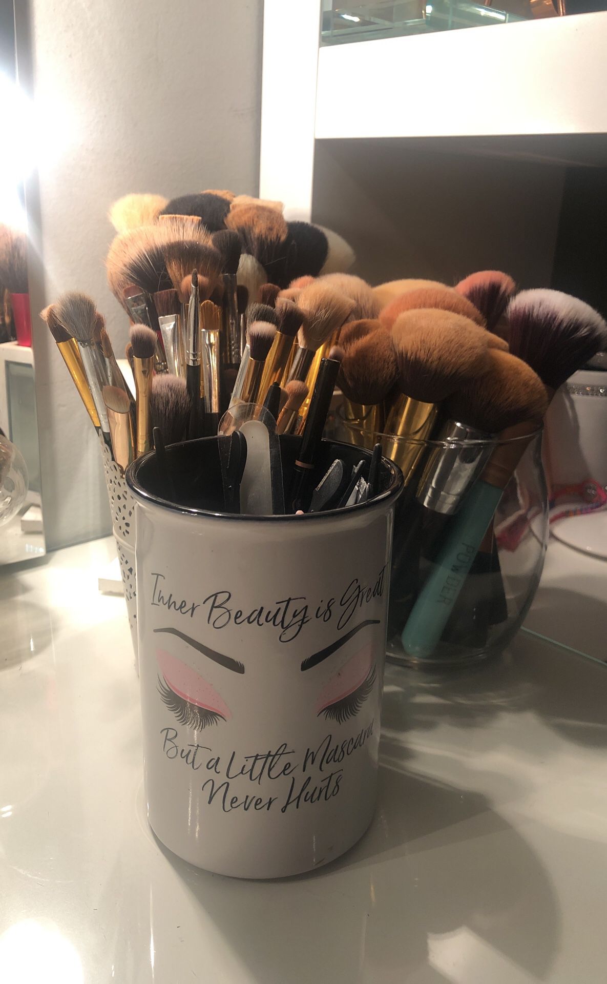 Makeup brush holder jar