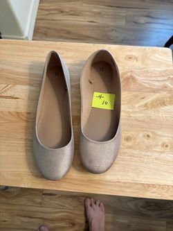Women’s shoes -4-