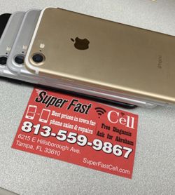 😍📲📲iPhone 7 128 GB factory unlocked with 30 day warranty