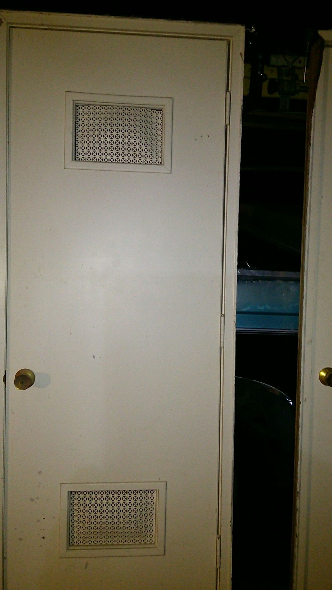 water-heater-closet-doors-for-sale-in-bakersfield-ca-offerup