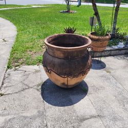 Clay Design Planting Pot