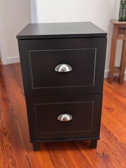 Filing cabinet / side table