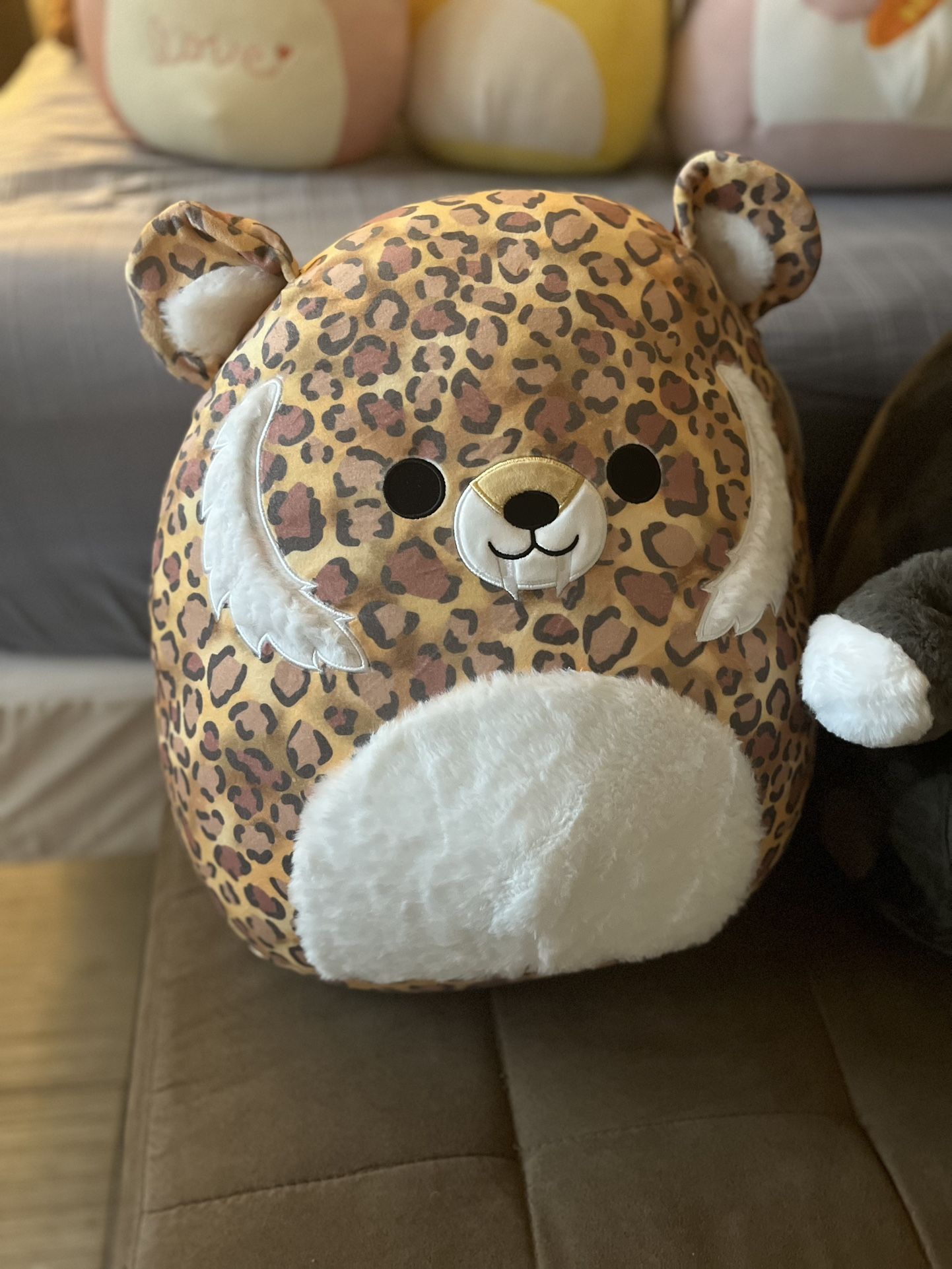 Squishmallows 16-Inch Cherie Saber Tooth Tiger BRAND NEW