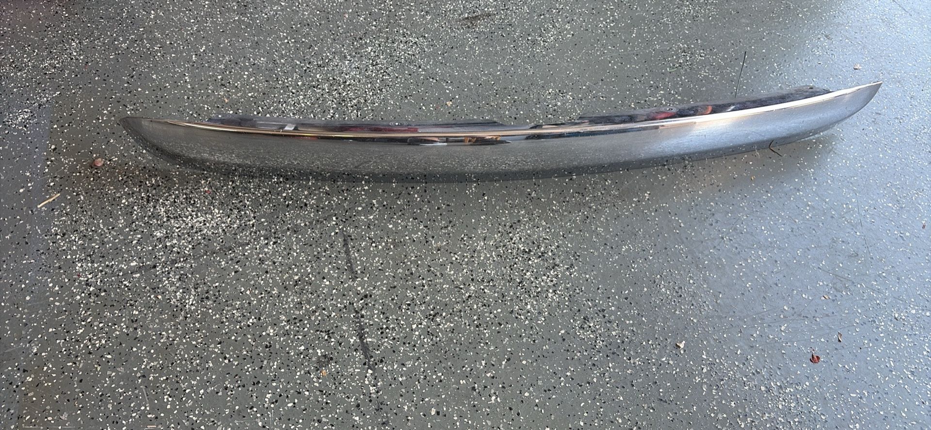 OEM Mopar 2007 Dodge RAM 1500 Chrome Grill/air Shield Bug Deflector (contact info removed)5aa
