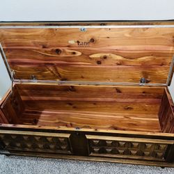CEDAR CHEST