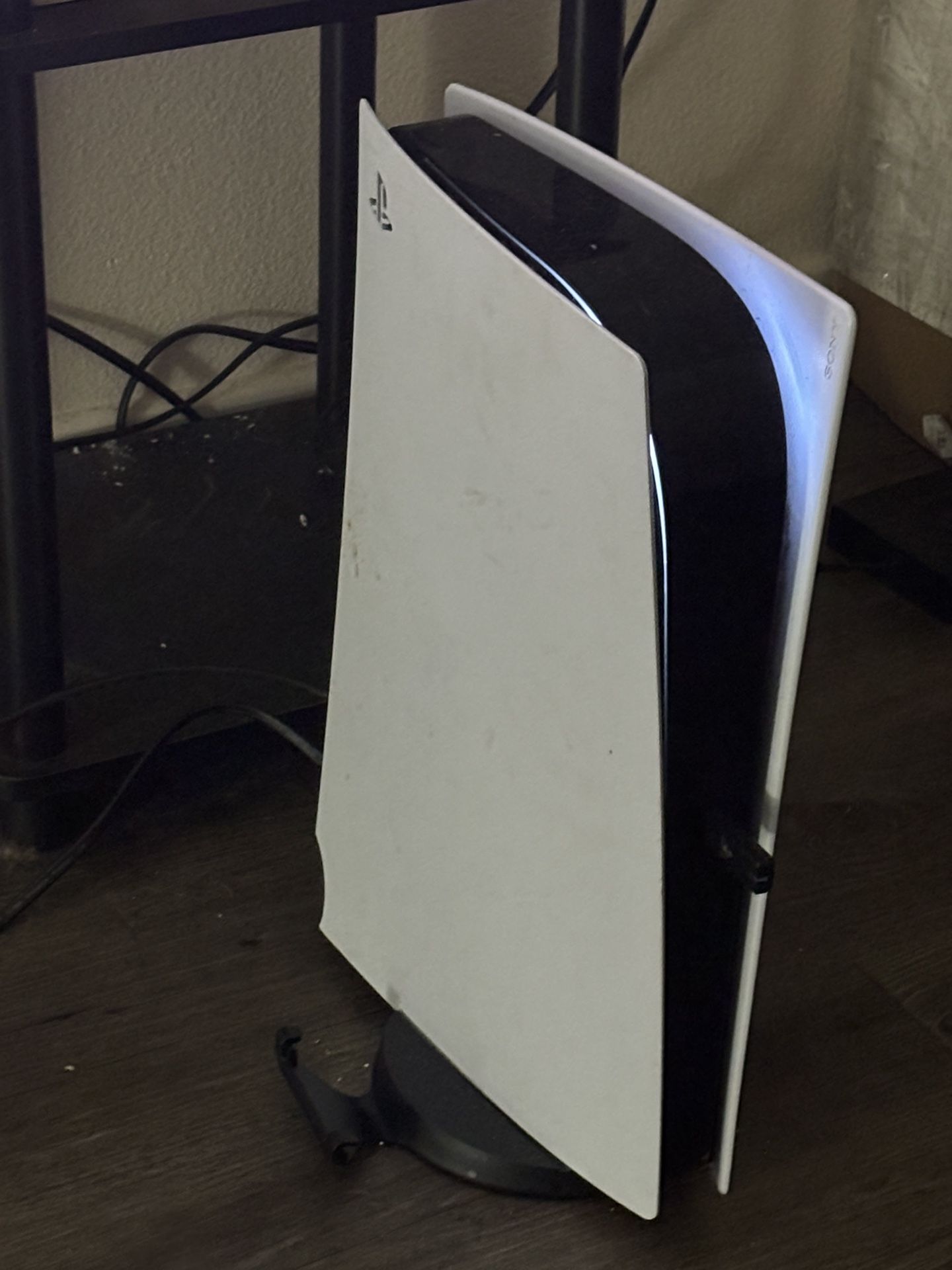 PlayStation 5 (PS5)