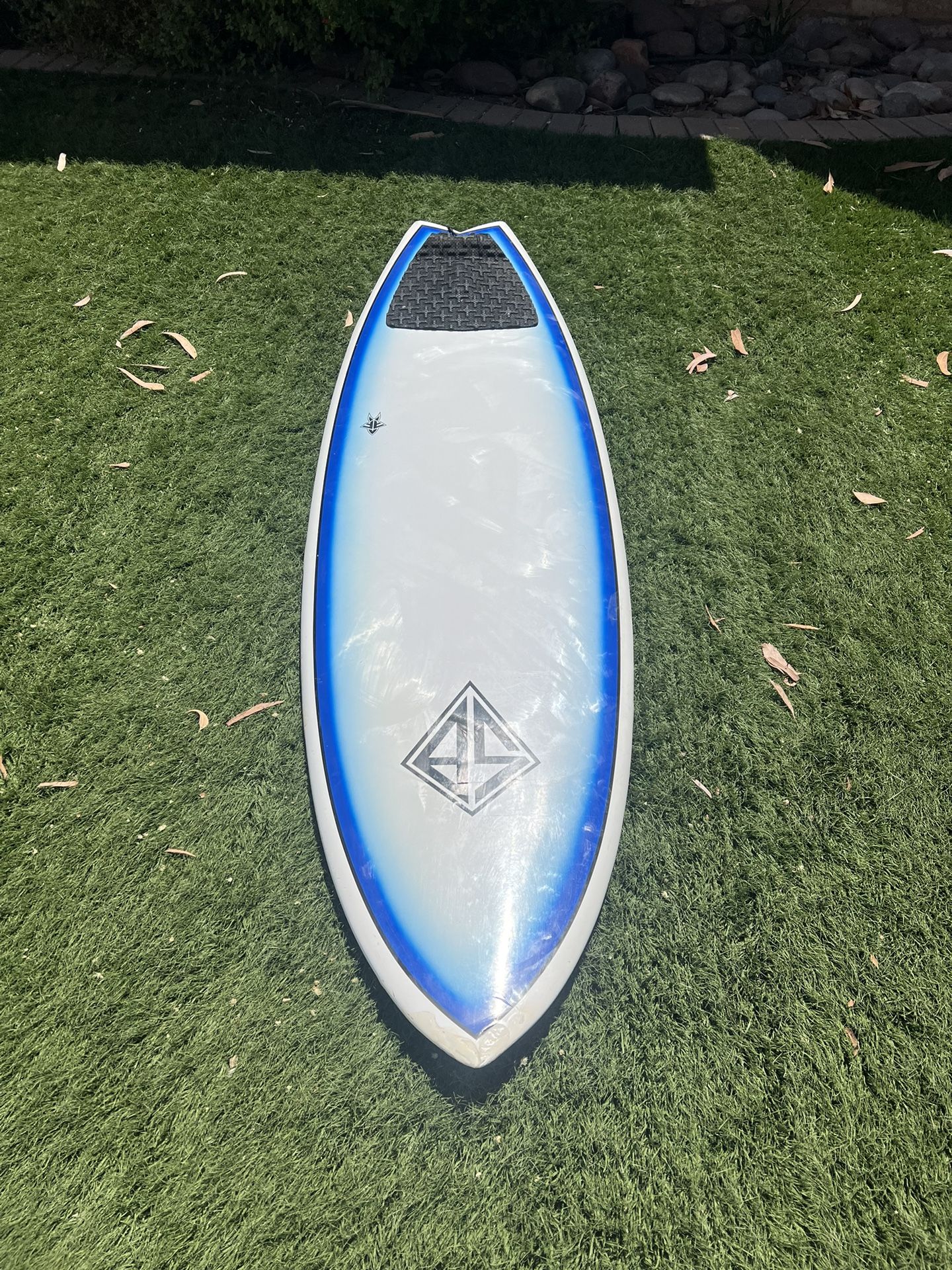 Scott Burke Flying Fish 5’10” サーフボード 218a3594b0374fae88e5a19295644b