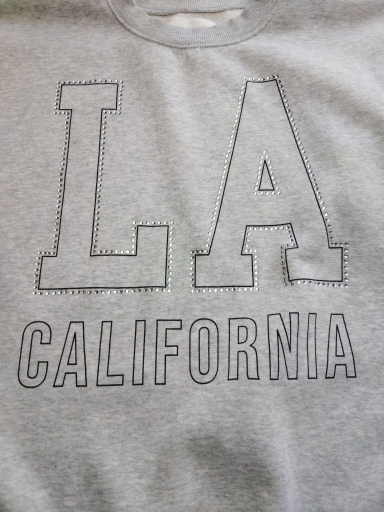 No Boundaries Embellished LA Bling Gray Sweatshirt - Women's Medium 8/10