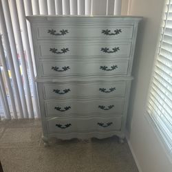 100% Real Wood Dresser & Night Stands (mismatch)