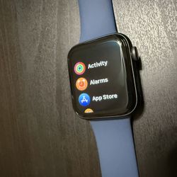 Apple Watch SE 1st Edition 44mm
