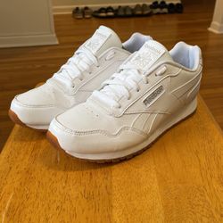 ALMOST NEW CONDITION REEBOK CLASSIC SNEAKERS size 9 Men