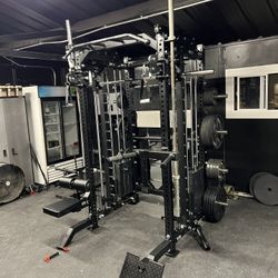 SMITH MACHINE/ HALF RACK/ ADJUSTABLE PULLEY SYSTEM/ FUNCTIONAL TRAINER/ VESTA FITNESS/ FREE DELIVERY 🚚