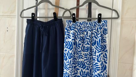 Ladies petite size small pants