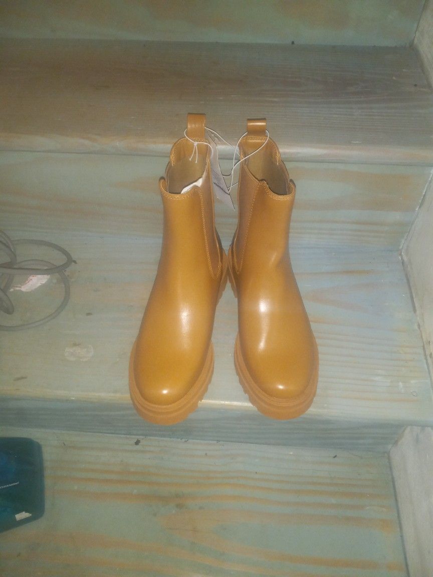  New Rain Boots 