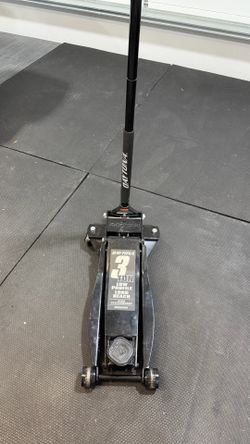 DAYTONA 3 Ton Long-Reach Low-Profile Professional Floor Jack with RAPID PUMP,