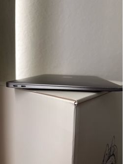 Apple MacBook Air 13” 2019 Space Gray Intel i5 8GB RAM 128GB SSD