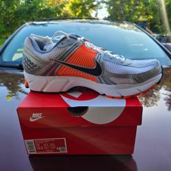 Nike Air Zoom Vomero 5 Platinum Tint Safety Orange Size 12- FJ4151-002