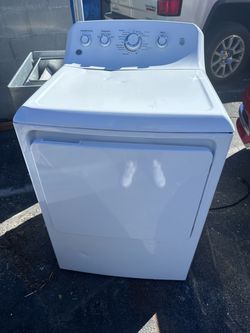 GE White Natural Gas Dryer