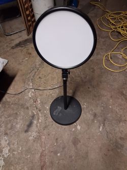 large circular LED video light panel